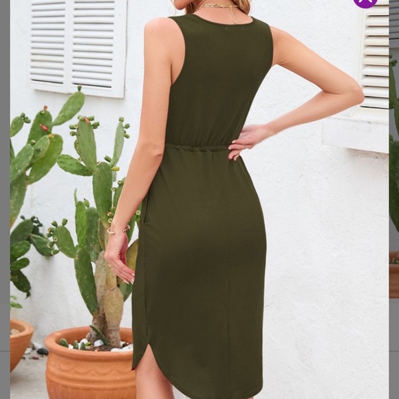 ZULILY Zowodo Green Drawstring V-neck Dress, M - Picture 3 of 4